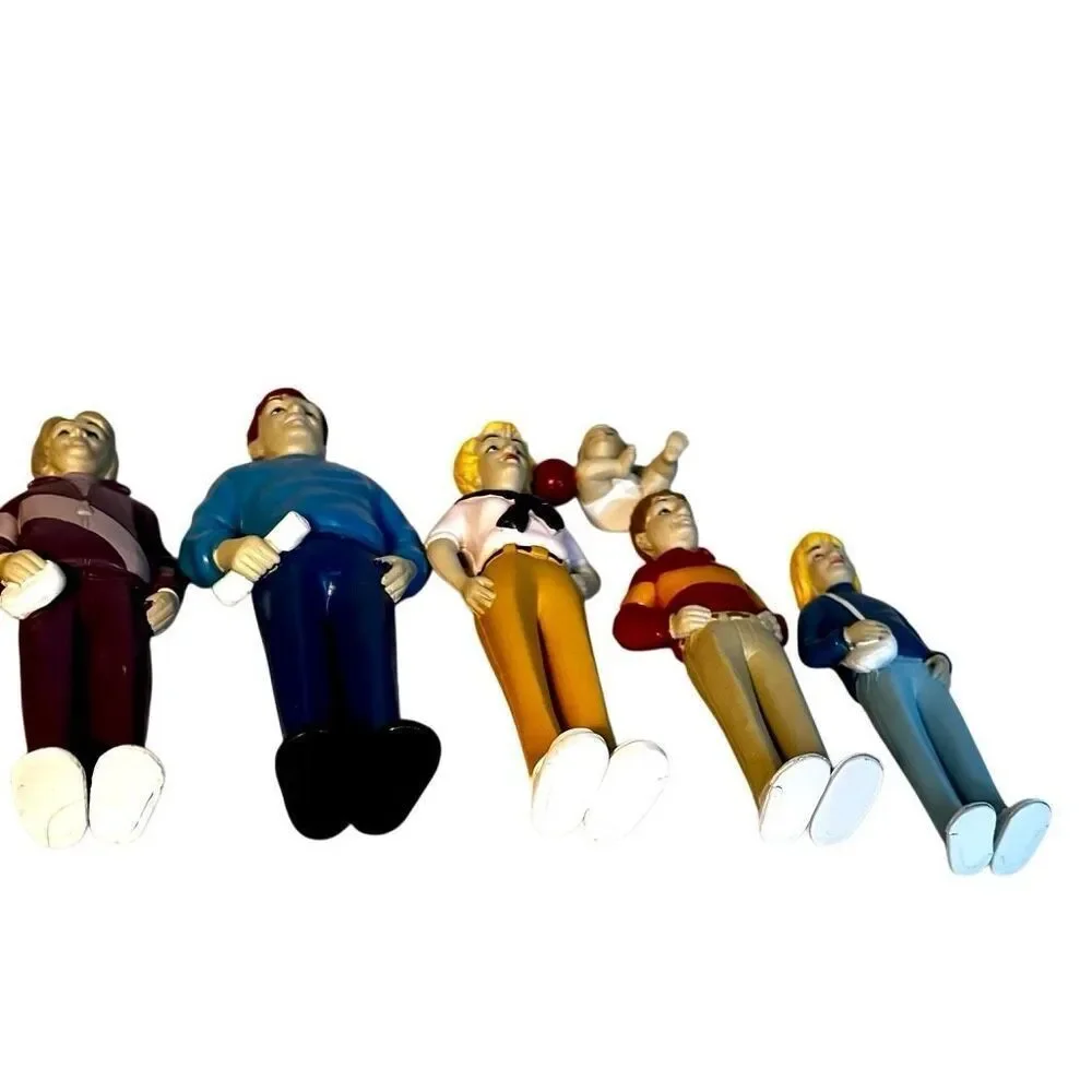 Lakeshore Block Play People White Caucasian  Family Figure Lot Of 8 Complete